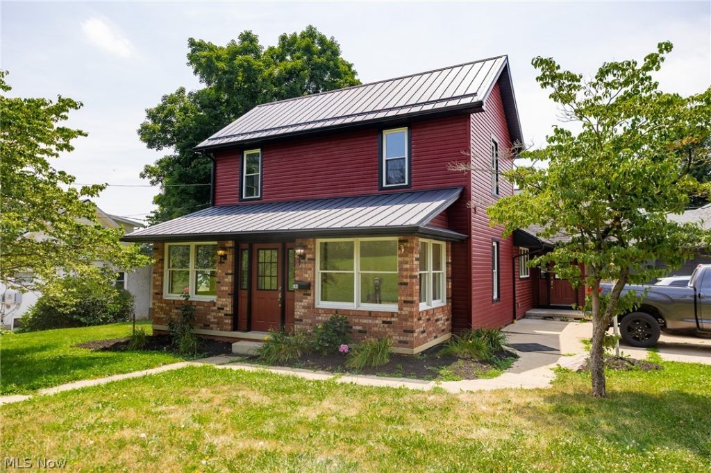 544 Mill Street, Fredericksburg, OH