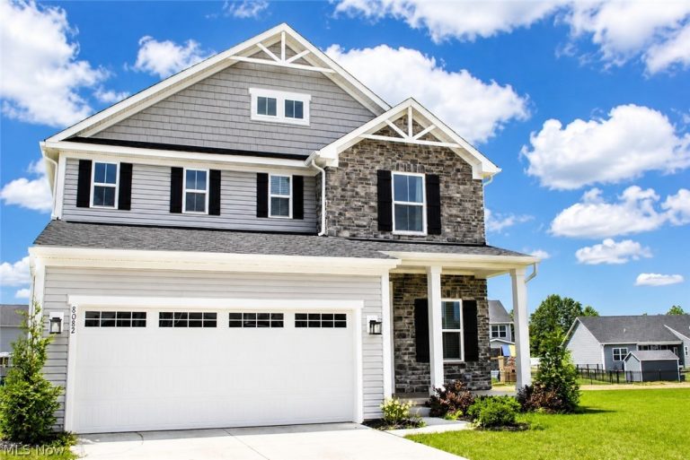 8082 Cora Court, North Ridgeville, OH - Photo 2