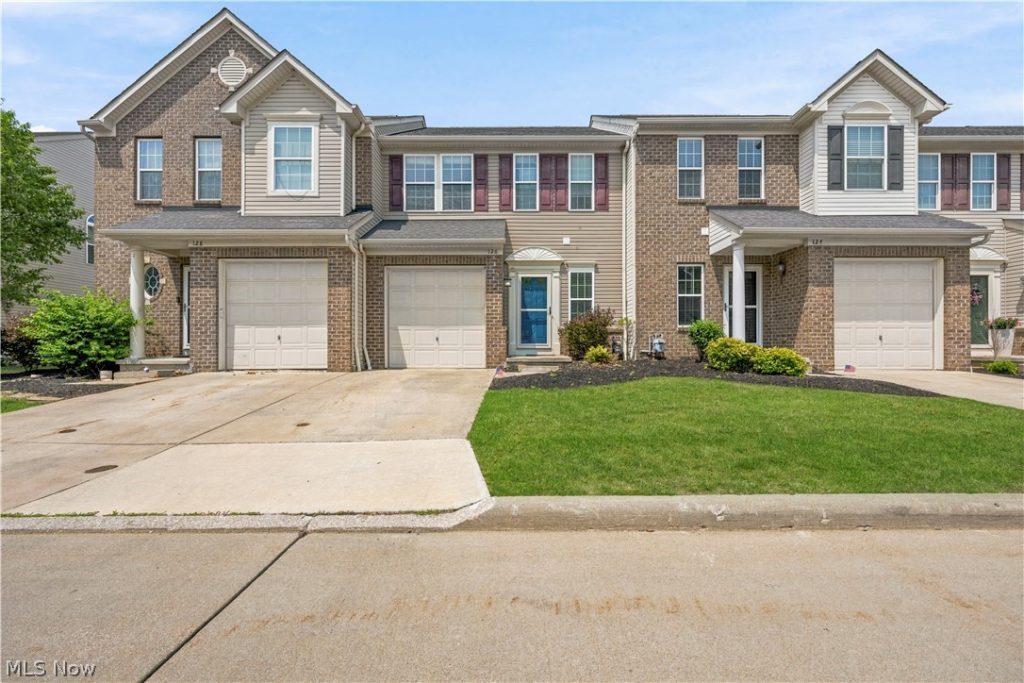 126 River Rock Way, Berea, OH