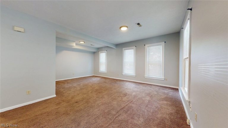 2053 95th Street, Cleveland, OH - Photo 6