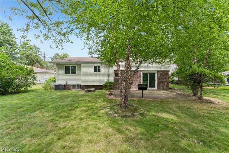 644 Wellfleet Drive, Bay Village, OH - Photo 5
