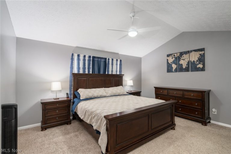 2293 Stonepath Street, Lorain, OH - Photo 5