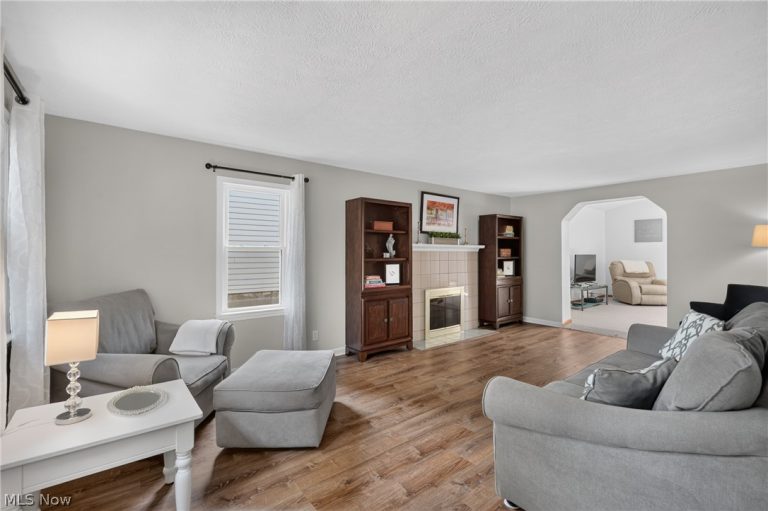 14390 Cheshire Street, Burton, OH - Photo 3