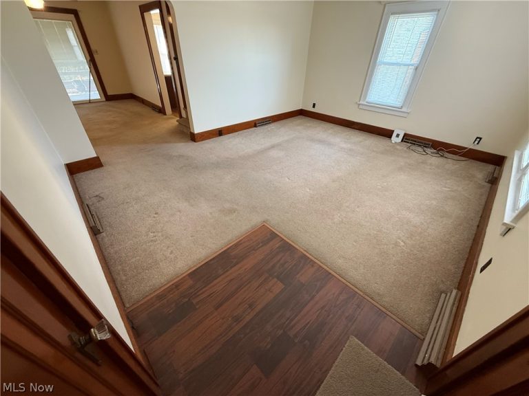 141 Warren Lane, Steubenville, OH - Photo 6