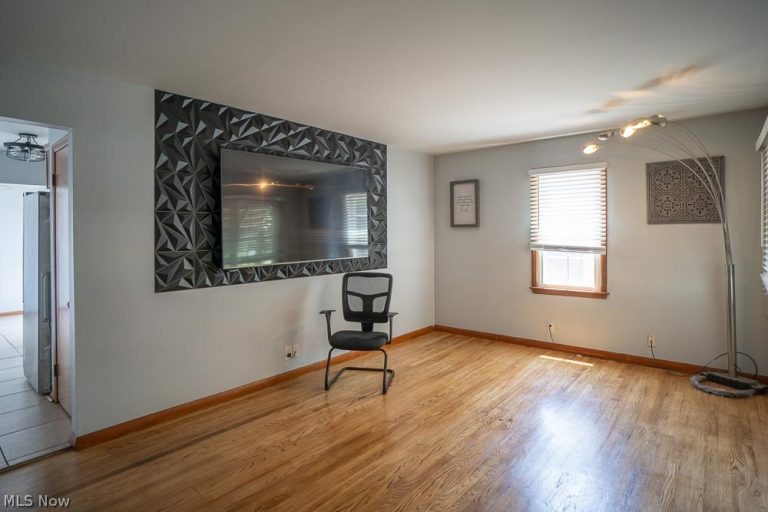 1853 Evergreen Avenue, Akron, OH - Photo 4