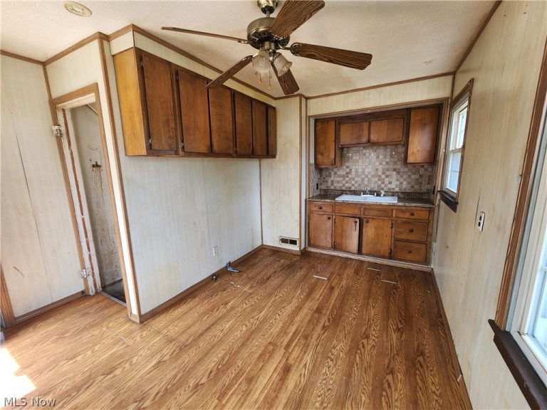 783 Belvedere Avenue, Warren, OH - Photo 3