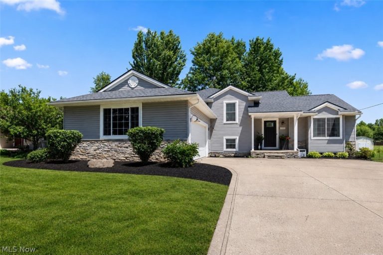 1193 Elm Street, Grafton, OH, 44044