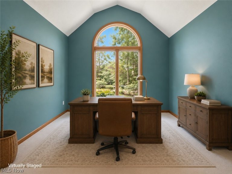 6435 Suzanne Lane, Solon, OH - Photo 8