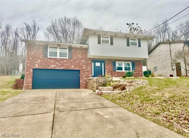 47 East St, New Cumberland, WV - Photo 2