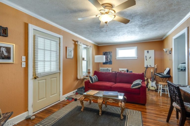 11 220th Street, Euclid, OH - Photo 8