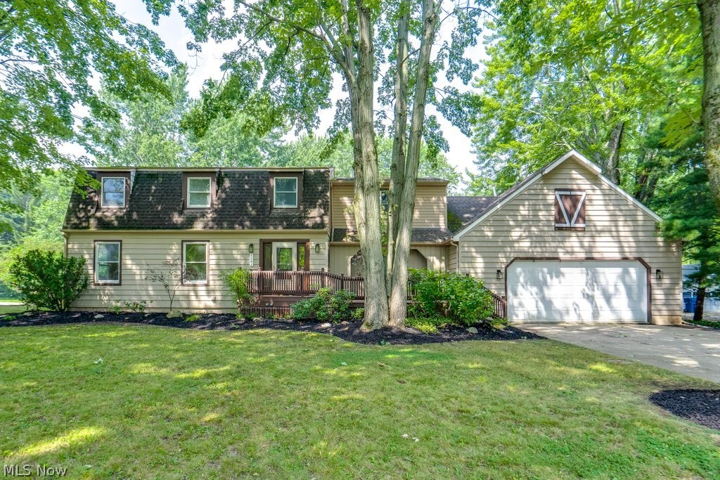 7144 Fairacres Avenue, North Ridgeville, OH
