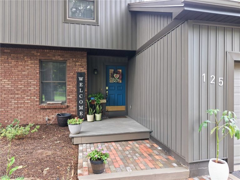 125 Diamond Way, Cortland, OH - Photo 4