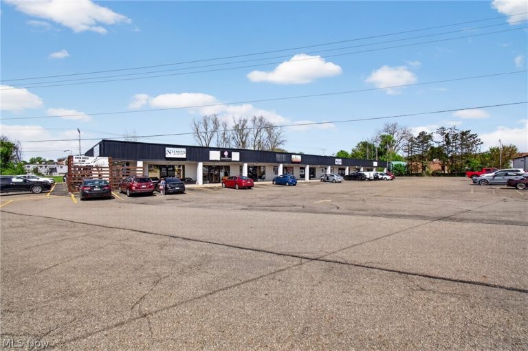 3110 Whipple Avenue, Canton, OH, 44718