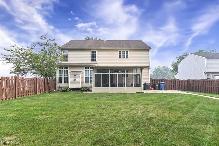34900 Clear Creek Drive, North Ridgeville, OH - Photo 8