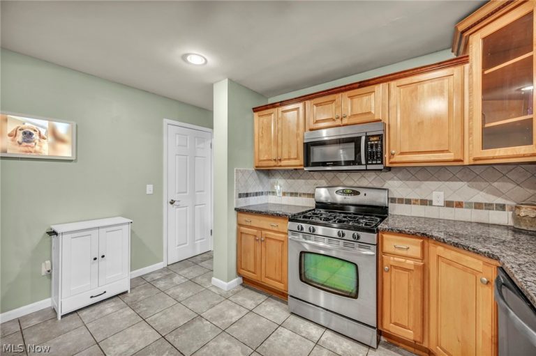 7068 Brightwood Drive, Concord Twp, OH - Photo 8