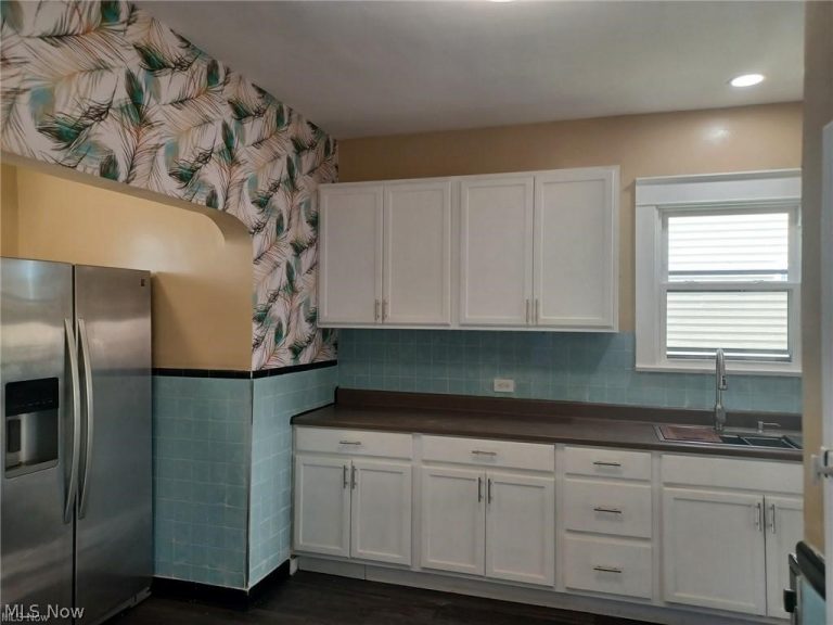 112 Portland Avenue, Youngstown, OH - Photo 4