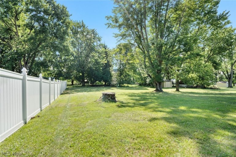 2649 Brunswick Road, Youngstown, OH - Photo 6