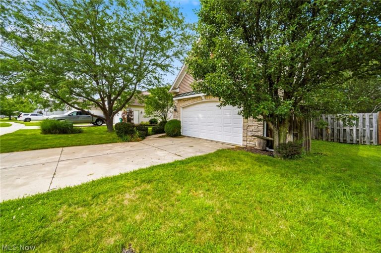 1587 Clipper Cove, Painesville, OH - Photo 5
