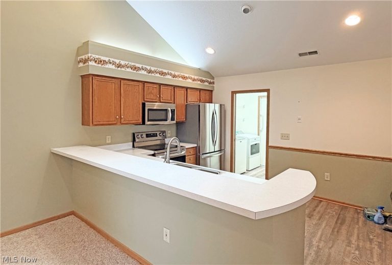 4216 Tannybrooke Lane #12B, Canton, OH - Photo 8