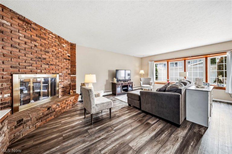 2 Meadowlawn Drive #5, Mentor, OH - Photo 6