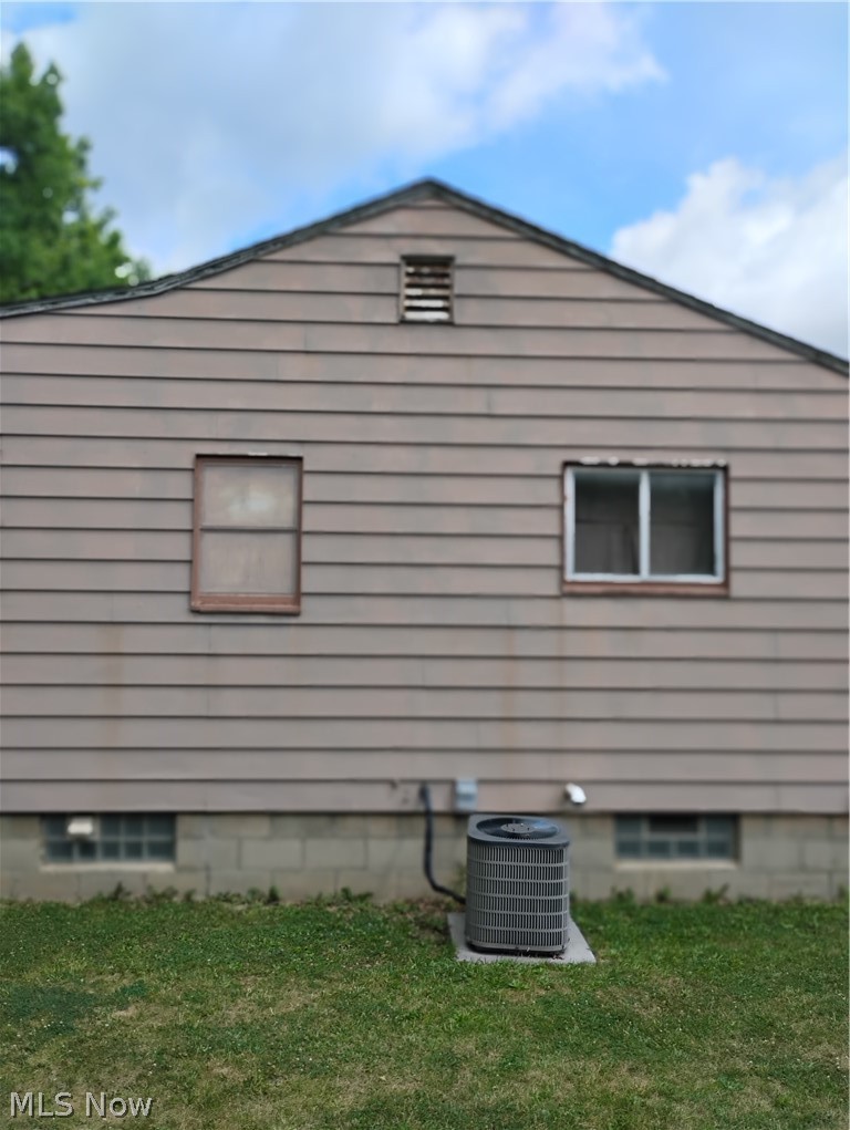 3446 Hadley Avenue, Youngstown, OH - Photo 3