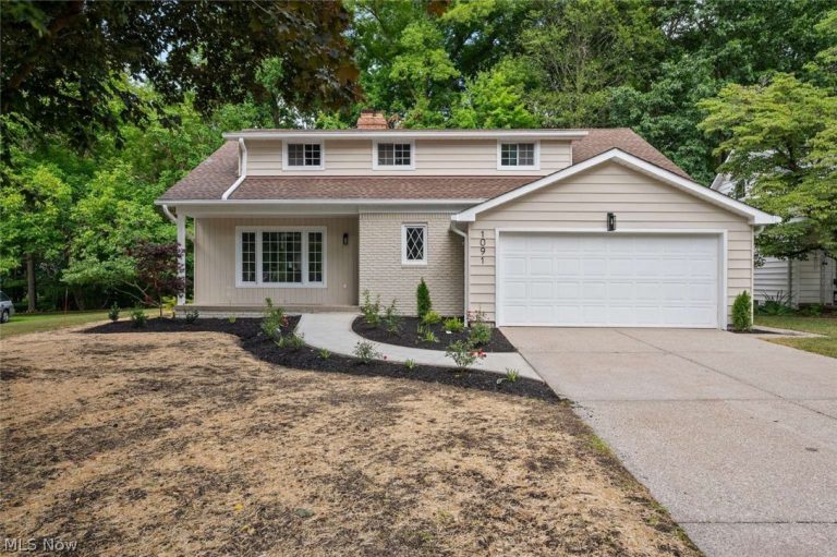 1091 Dorsh Road, South Euclid, OH - Photo 2