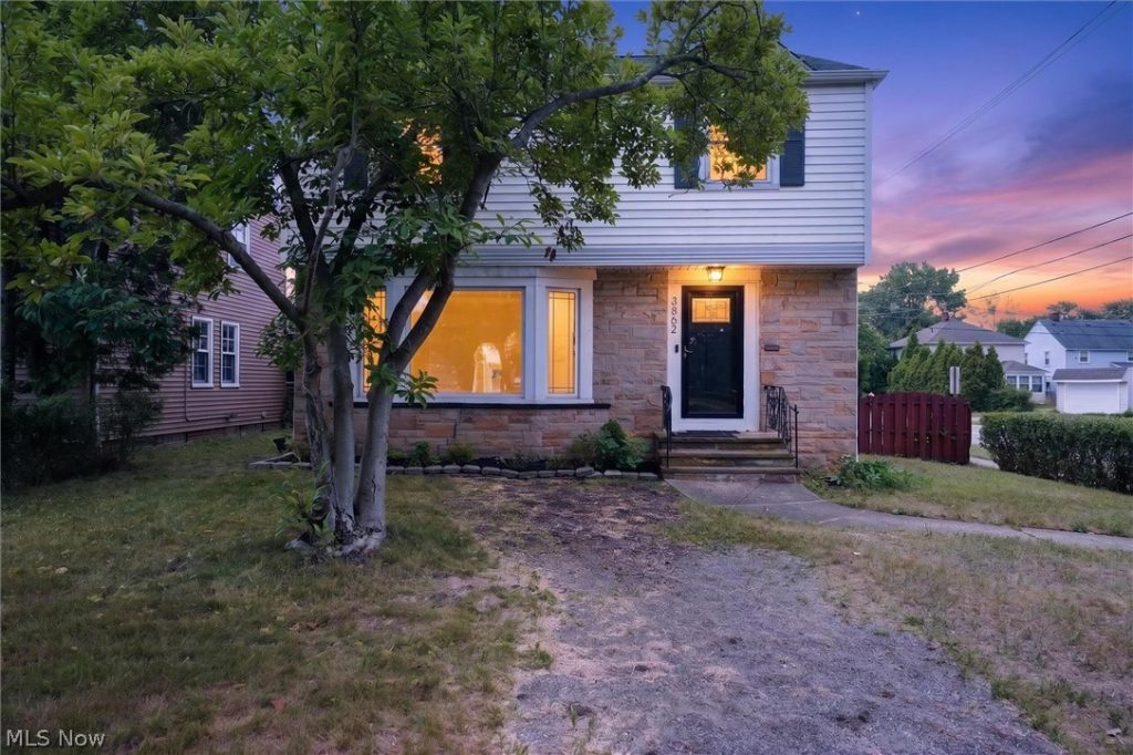 3862 Silsby Road, University Heights, OH