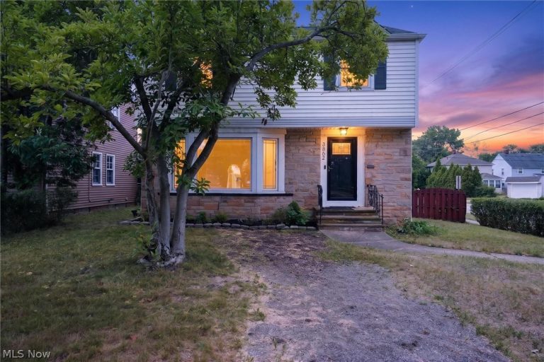 3862 Silsby Road, University Heights, OH, 44118