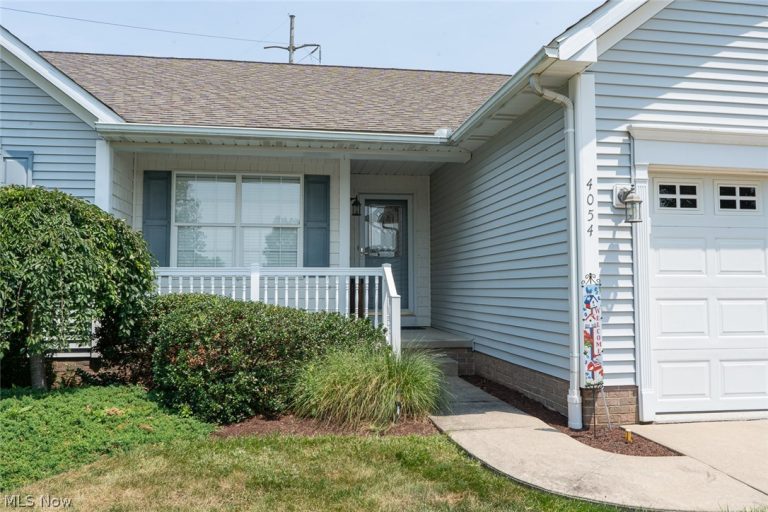 4054 Lindbergh Avenue, Canton, OH - Photo 2