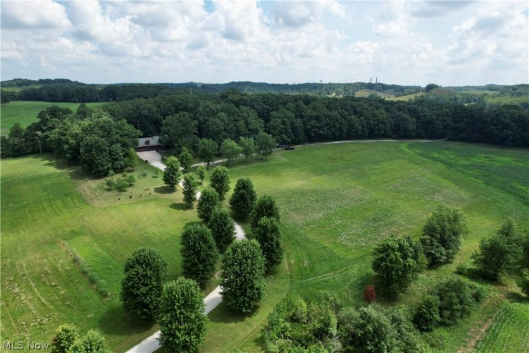 1098 Mace Road, Carrollton, OH - Photo 4