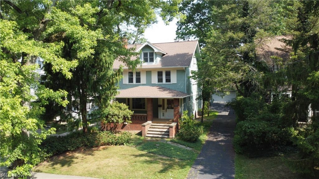 3115 Essex Road, Cleveland Heights, OH