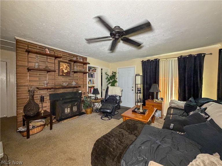 7422 Sierra Madre, Boardman, OH - Photo 3