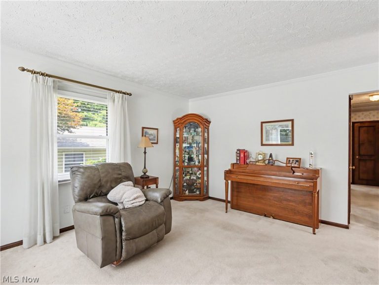 683 Taylor Avenue, Cuyahoga Falls, OH - Photo 8