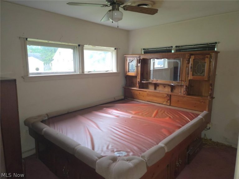 375 Bon Air Avenue, Elyria, OH - Photo 5