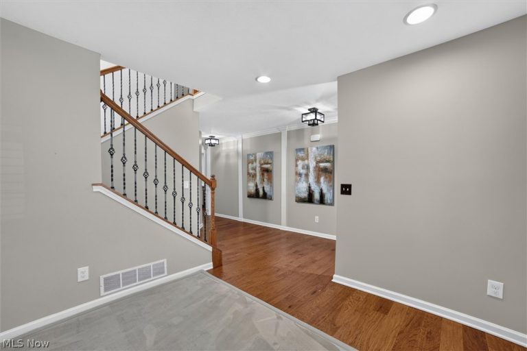110 Trailhead Lane, Berea, OH - Photo 8