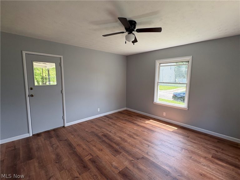 346 Plymouth Avenue, Girard, OH - Photo 3