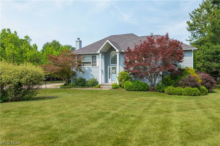 14122 Ashley Lane, North Royalton, OH - Photo 3