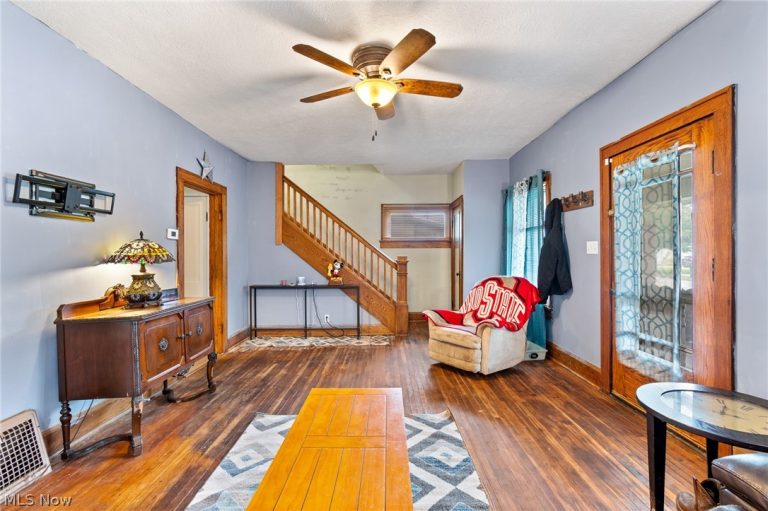 304 Lisbon Street, Waynesburg, OH - Photo 6