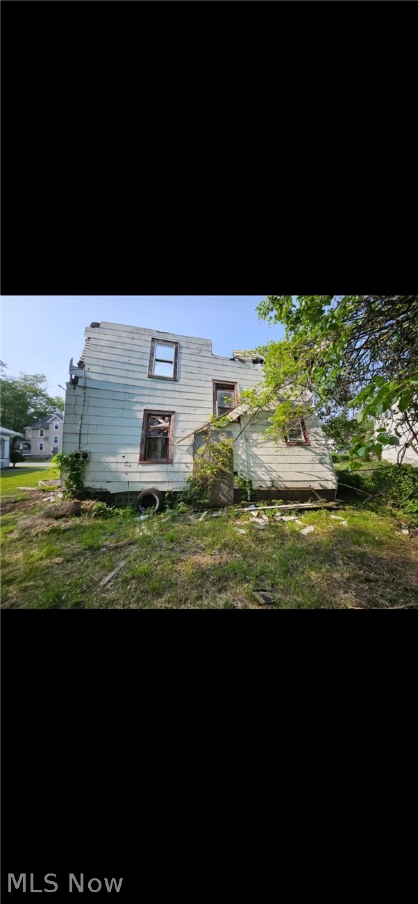 13318 Hartford Road, East Cleveland, OH - Photo 4