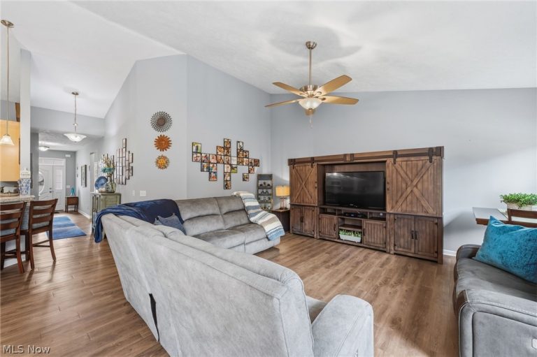 3725 East Boulevard, Aurora, OH - Photo 4