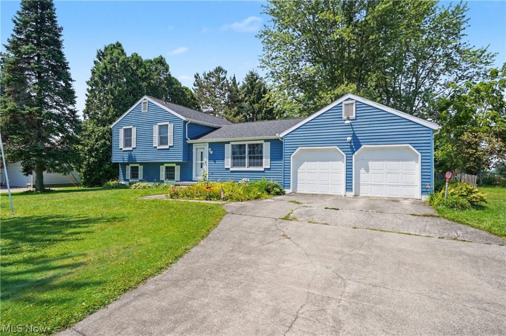 3895 Stroup Road, Rootstown, OH