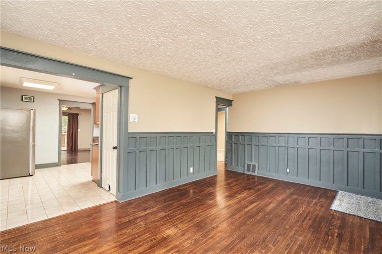 223 Davenport Avenue, Akron, OH - Photo 4