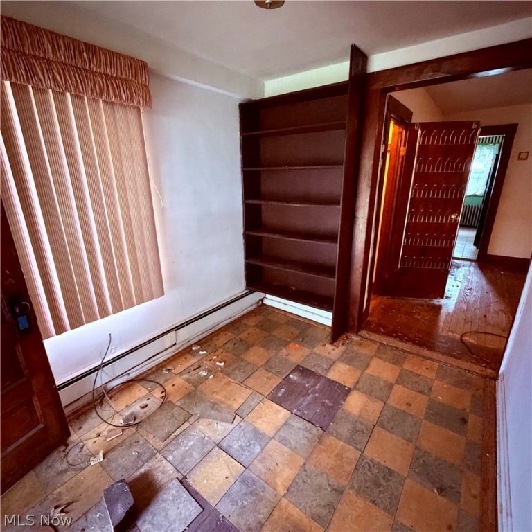 14307 Darley Avenue, Cleveland, OH - Photo 5