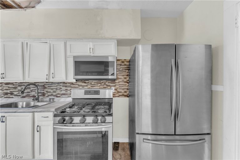 3208 Euclid Heights Boulevard, Cleveland Heights, OH - Photo 8