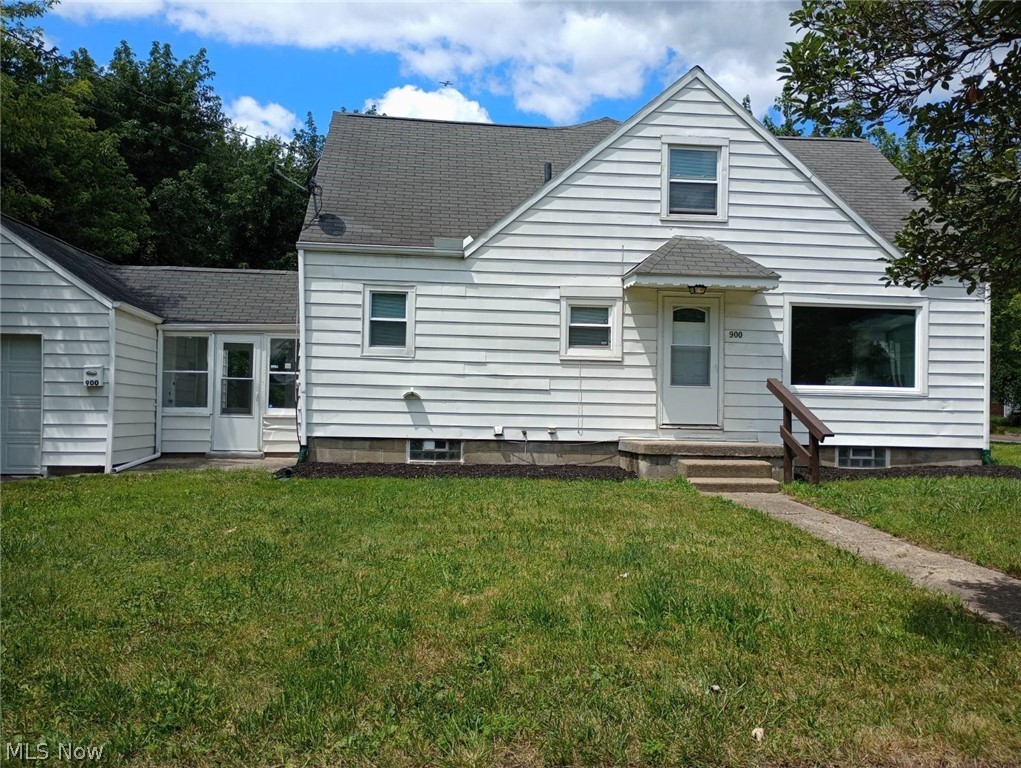 900 Ardella Avenue, Akron, OH