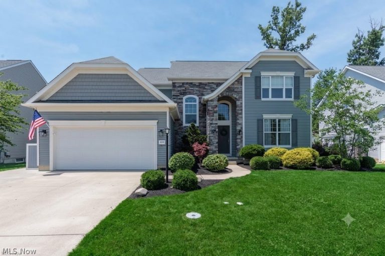 2436 Roxboro Street, Avon, OH, 44011