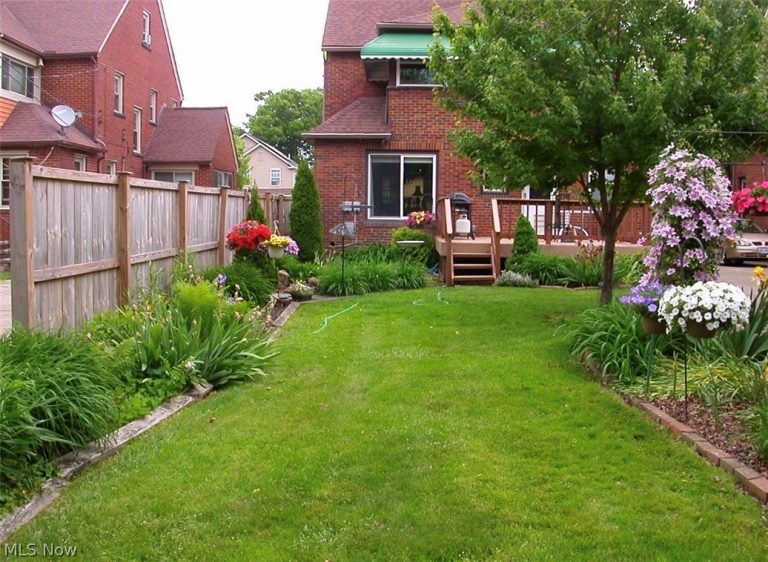 260 214th Street, Euclid, OH - Photo 2