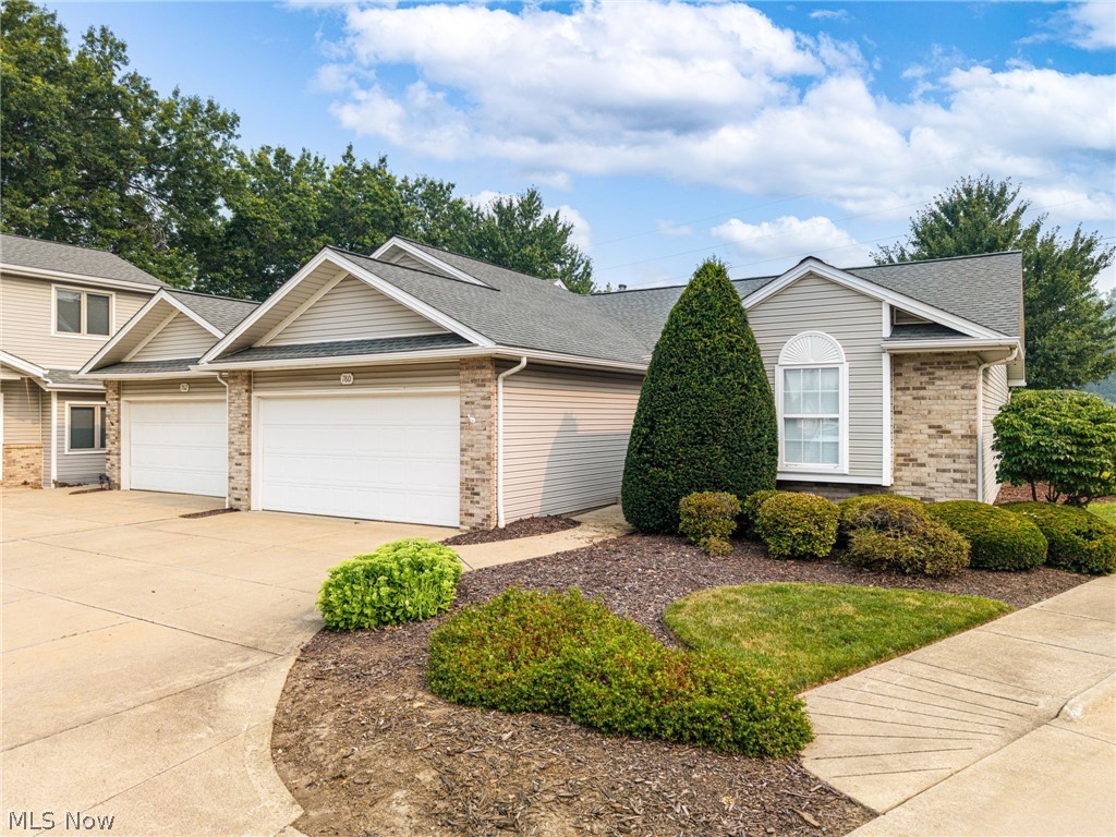 760 Renee Drive, Wadsworth, OH