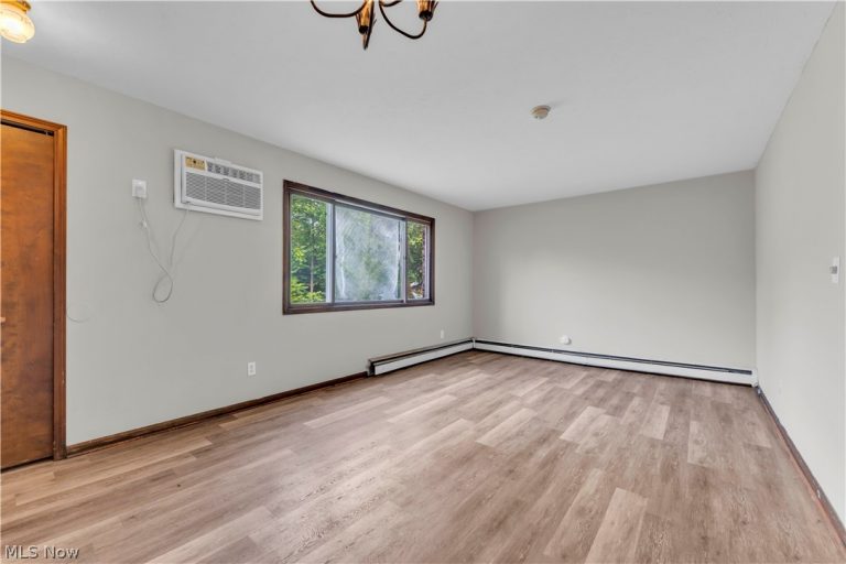 485 Center Road #1, Bedford Heights, OH - Photo 3