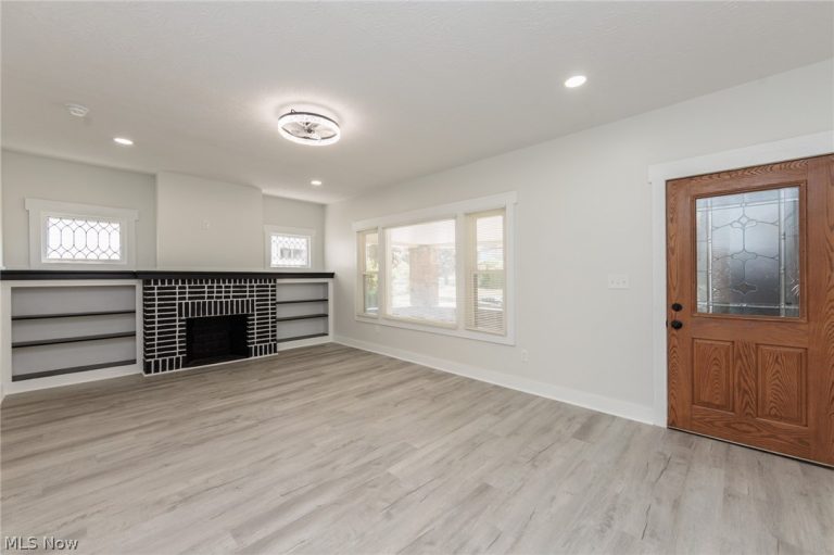 11711 Buckingham Avenue, Cleveland, OH - Photo 3